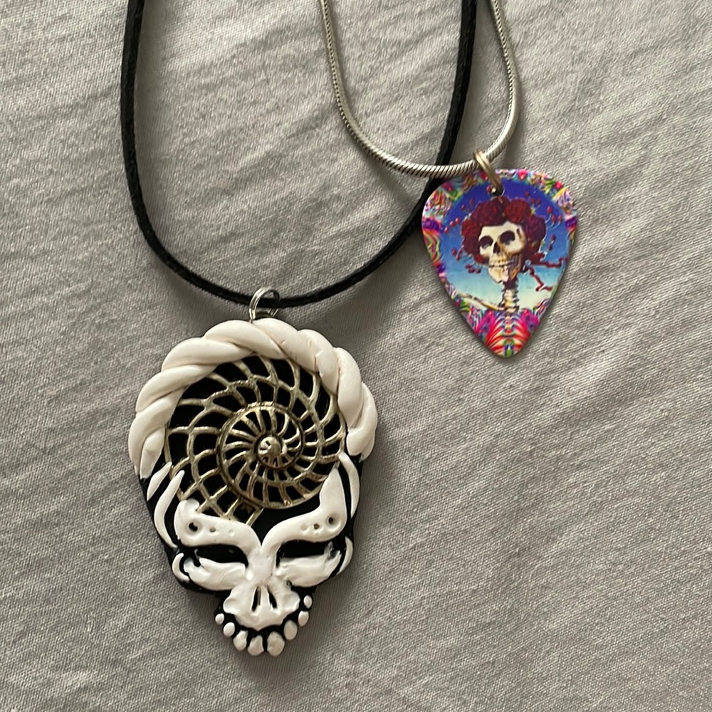 Grateful Dead Necklace Set